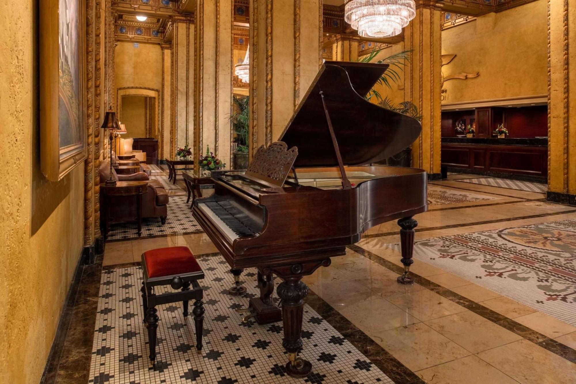 The Roosevelt Hotel New Orleans - Waldorf Astoria Hotels & Resorts Bagian luar foto